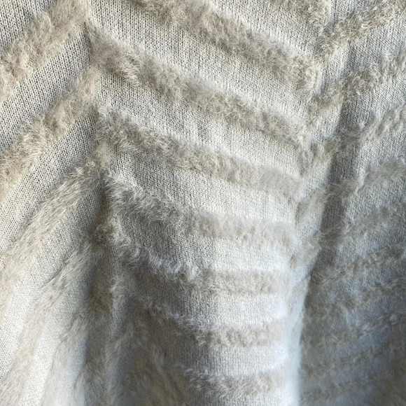 Kaily K chevron crew neck luxe soft long sleeve fuzzy sweater 1X - Picture 6 of 6